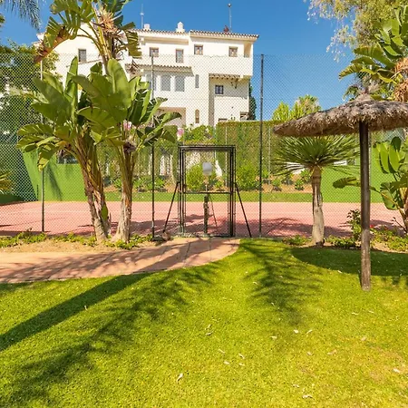 Modern In Medina Garden - Puerto Banus Apartment Marbella