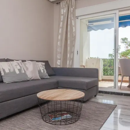 Modern In Medina Garden - Puerto Banus Marbella